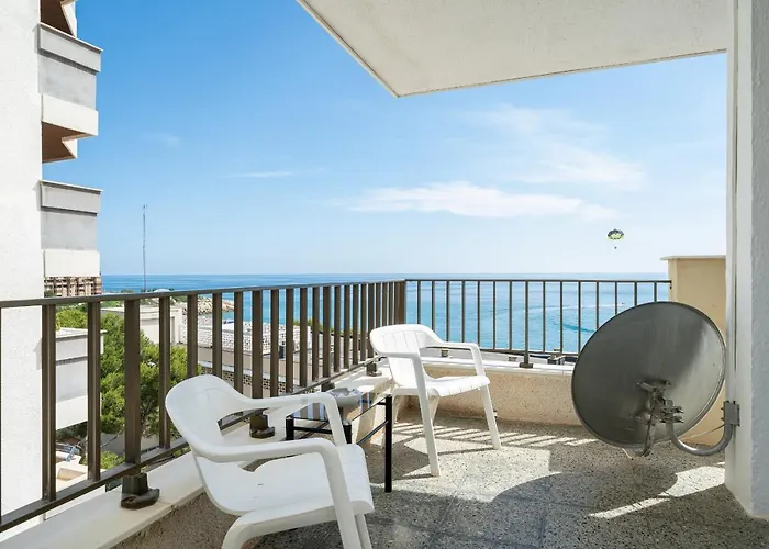 Hauzify I Nautilus Apartment Salou